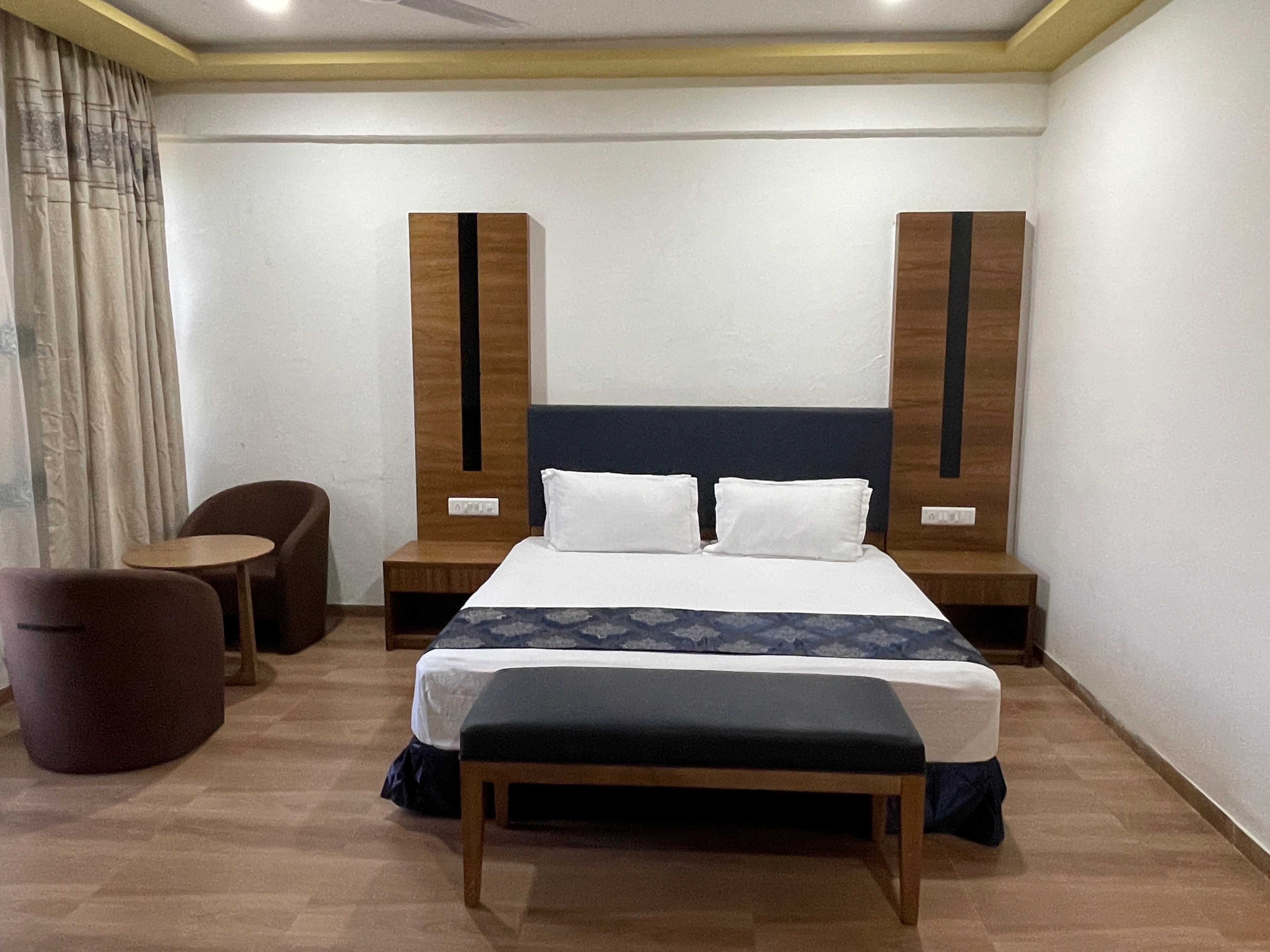 Executive Plus Bedroom 1